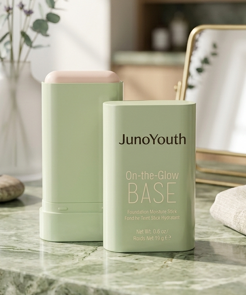 Juno Foundation & Concealer Stick